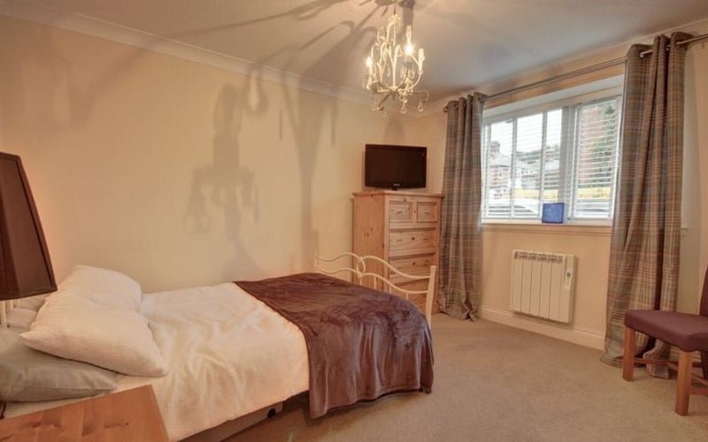 65 Deneside court photo 3