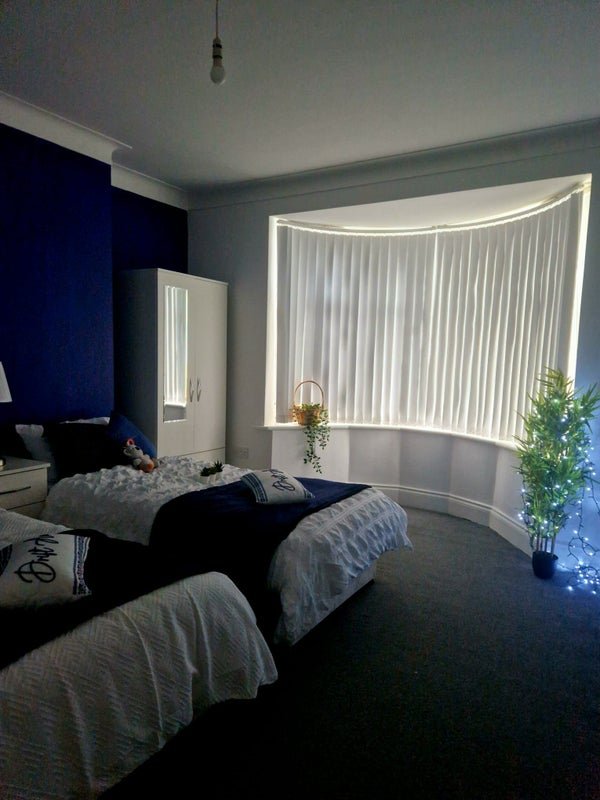 7 Ellesmere photo 3