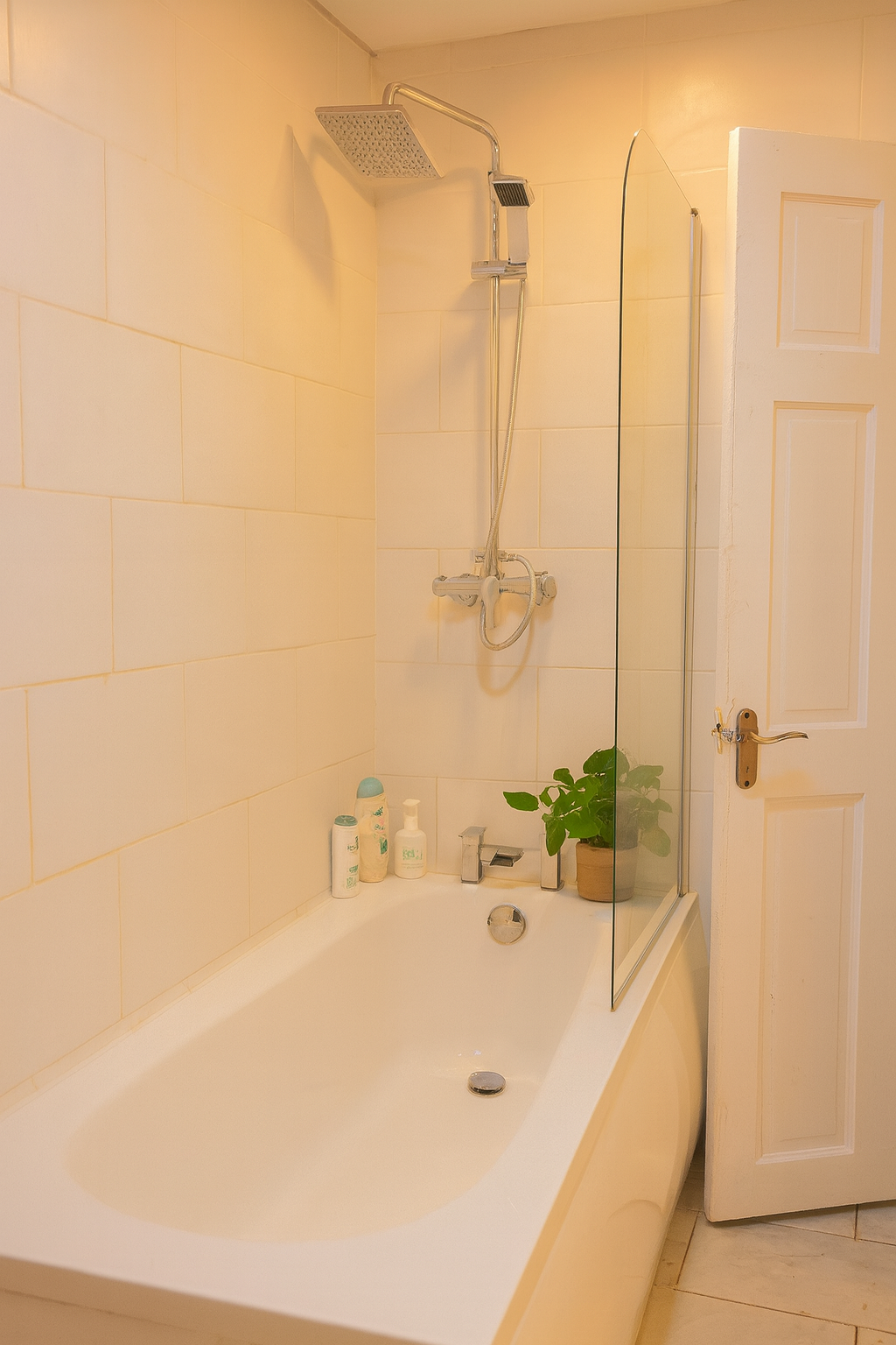 76 Hampstead photo 10