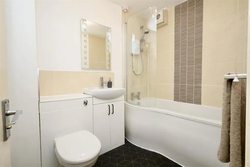 65 Deneside court photo 6